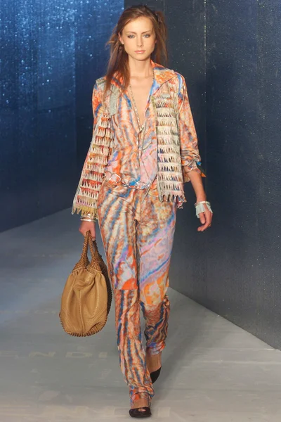 Look 23